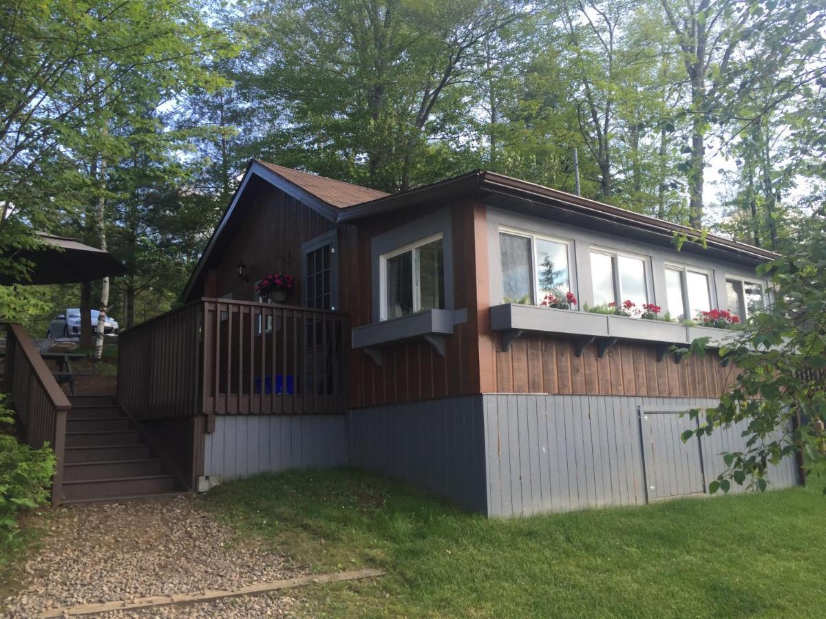 Somerset Lakeside Resort Bancroft Eksteriør bilde